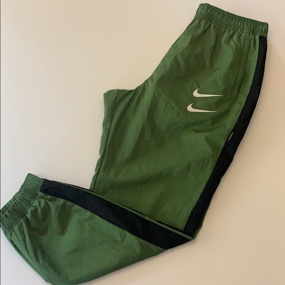 Nike Other - Nike men’s NSW woven swoosh pant grn/blk